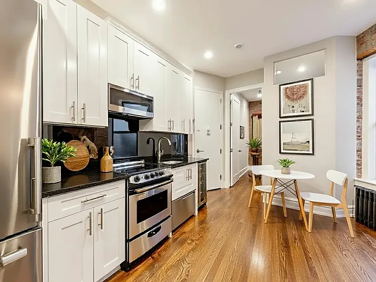 119 Christopher St #3 — Photo 1