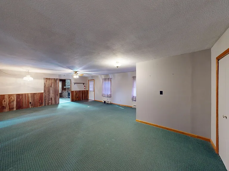 3806 Plymouth East Rd — Photo 14
