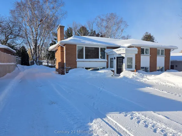 398 Kingsway St E Unit 2, Kincardine, ON N2Z 1W3