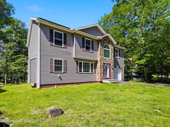 7436 Tamara Ln, Tobyhanna, PA 18466
