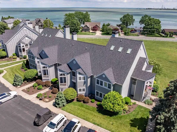 10951 N Bay Point Dr APT 204, Lakeside Marblehead, OH 43440
