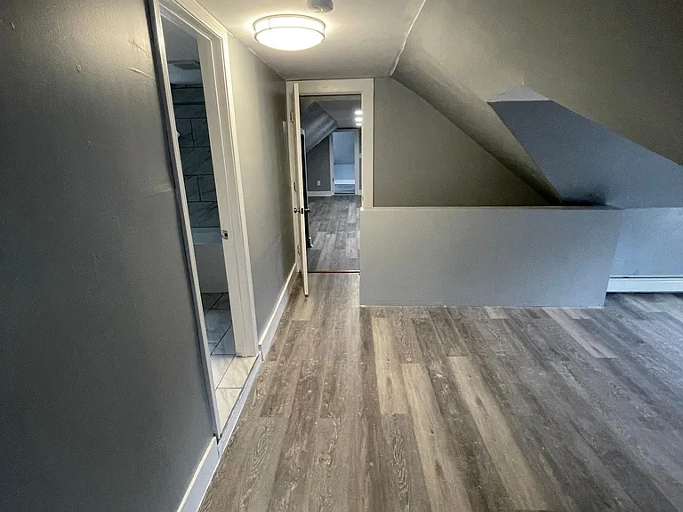 326 Main St #201 — Photo 39