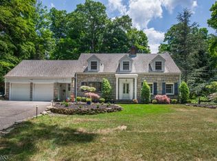 9 Brush Hill Rd, Kinnelon, NJ 07405