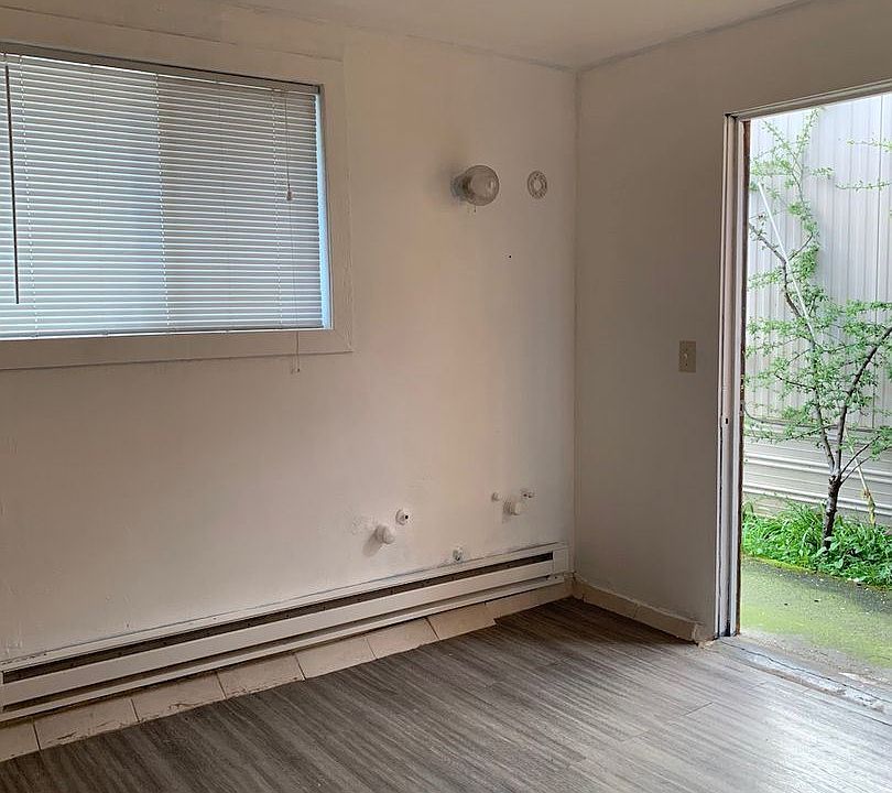 1st image of 6905 NE 182nd St #20A