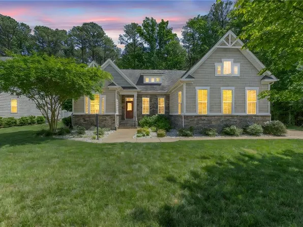 13206 Beacon Hill Way, Carrollton, VA 23314