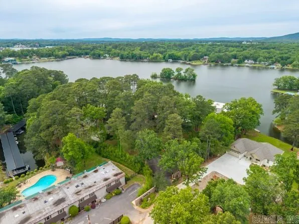 220 Sunset Bay Rd APT 27, Hot Springs National Park, AR 71913