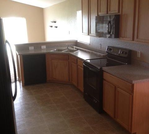 3rd image of 1309 Vista Del Lago Blvd