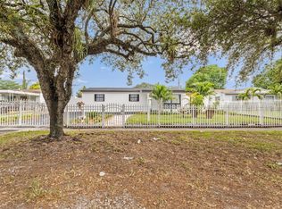 620 N 64th Ave, Hollywood, FL 33024