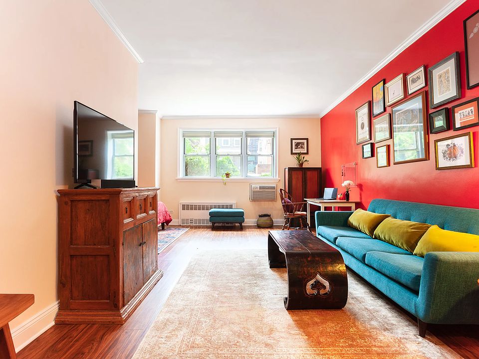 1st image of 495 E 7th St APT 1H