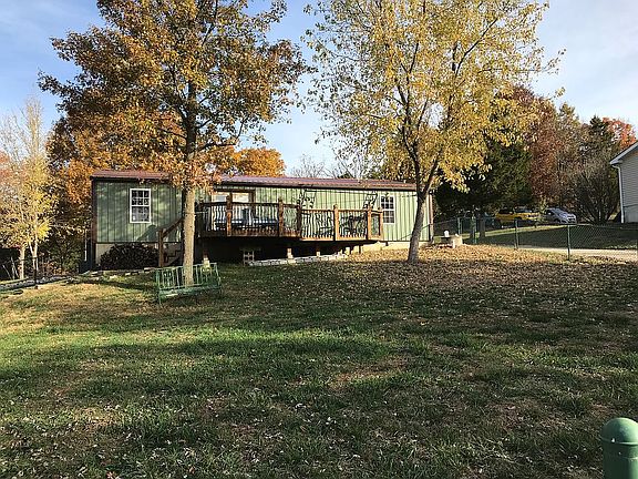 4th image of 3148 Meyer Rd