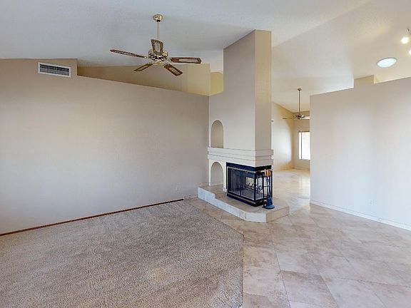 6225-N-Grandview-Road-Family-Room(1)