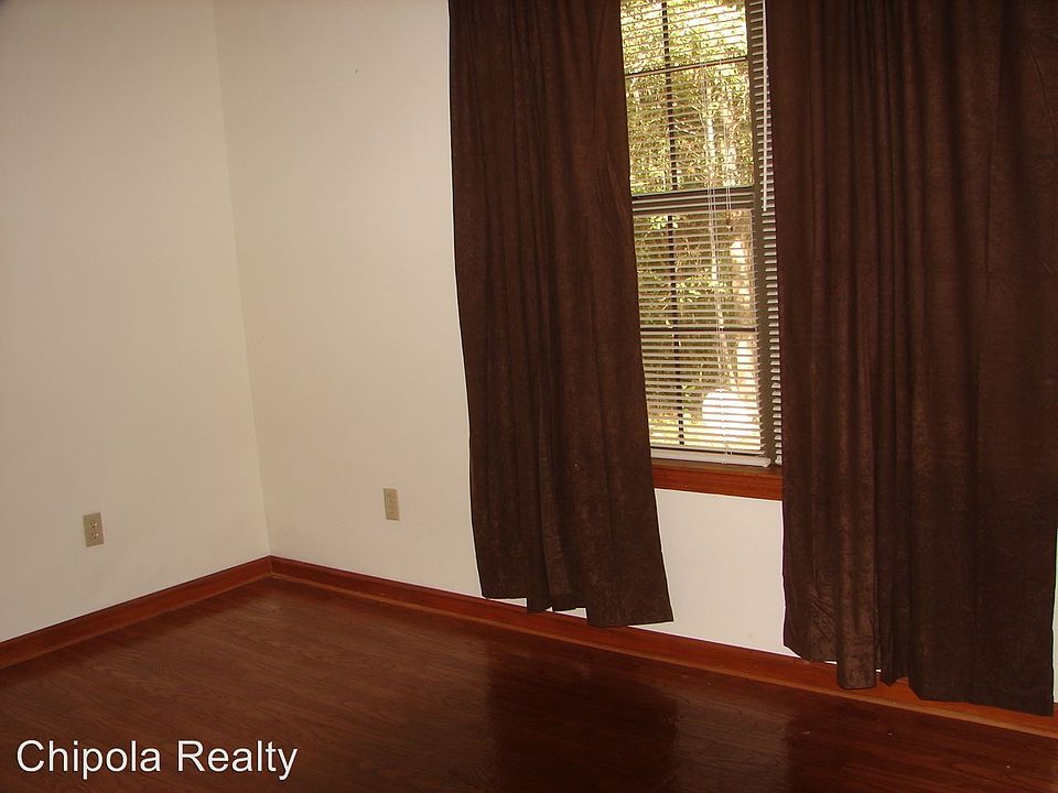 2nd image of 1762 Toole Cir