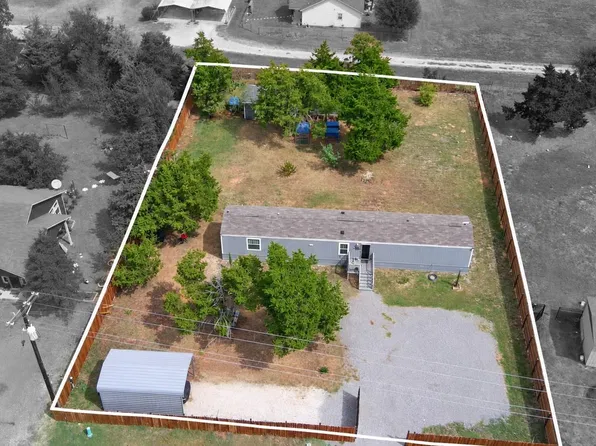145 Arosa Dr, Elgin, TX 78621
