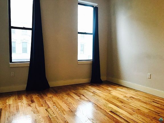 3rd image of 34 Irving Ave APT 2R