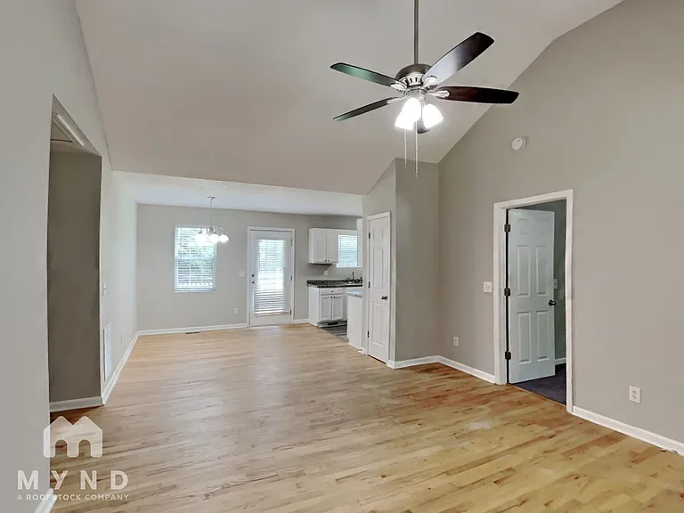 62 Pinnacle Way — Photo 9
