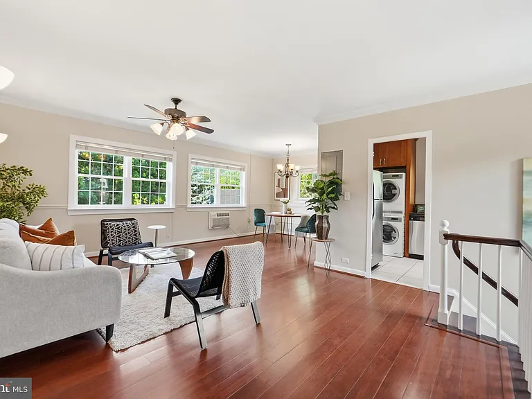 3430 Martha Custis Dr — Photo 6
