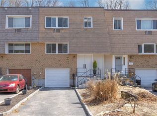 1107 Stonegate Rd, Shrub Oak, NY 10588