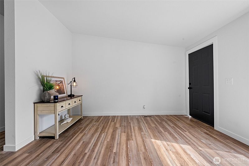 4th image of 2704 224th Street