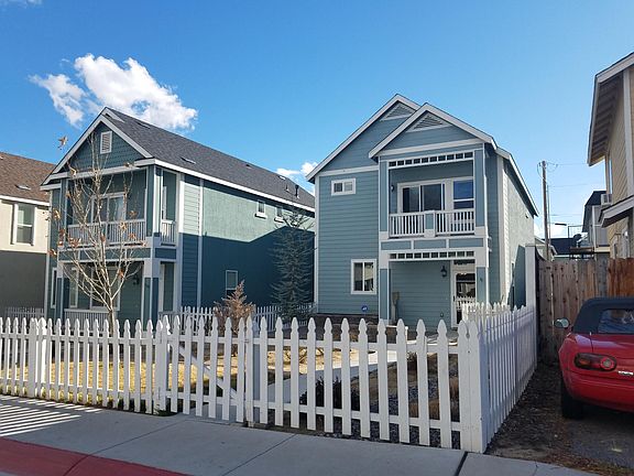 Great fenced in yard