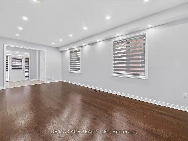 10 Gusul Ave — Photo 11