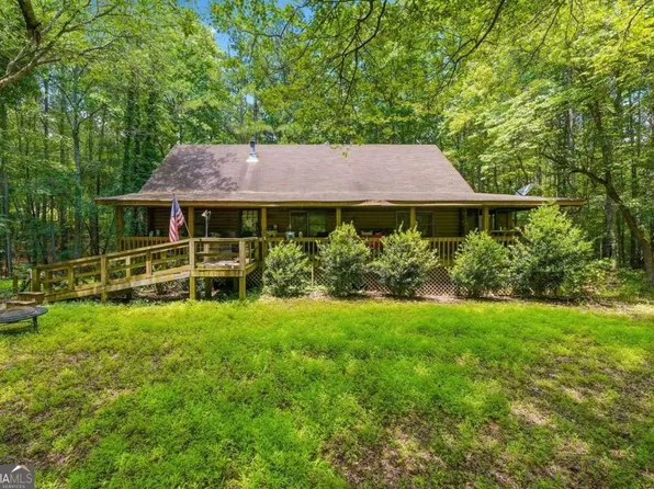7400 Rand Dr, Douglasville, GA 30135