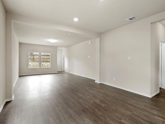 5th image of 5411 Shasta Pl