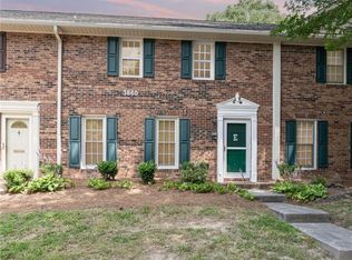 3860 E Huntingreen Ln, Winston Salem, NC 27106