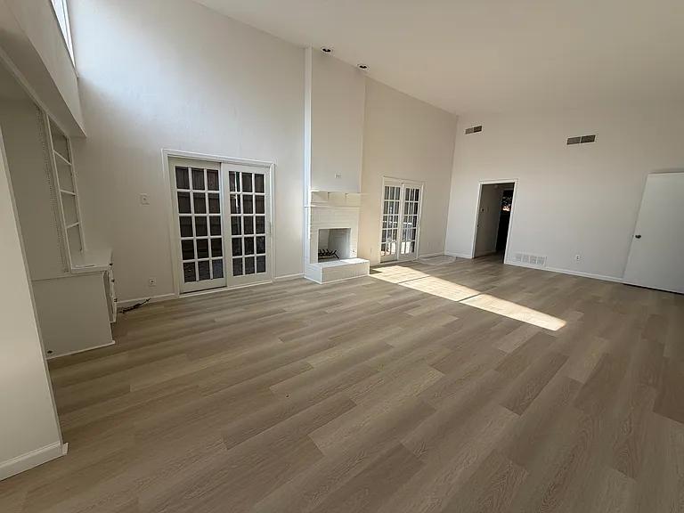 7038 Briarmeadow Dr — Photo 8