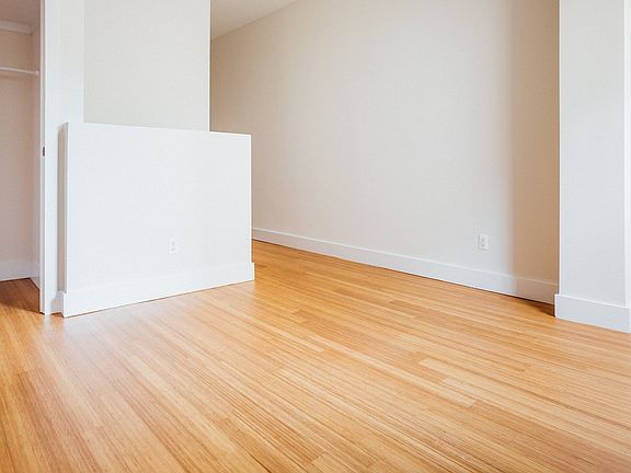 5th image of 179 Starr St APT 1R