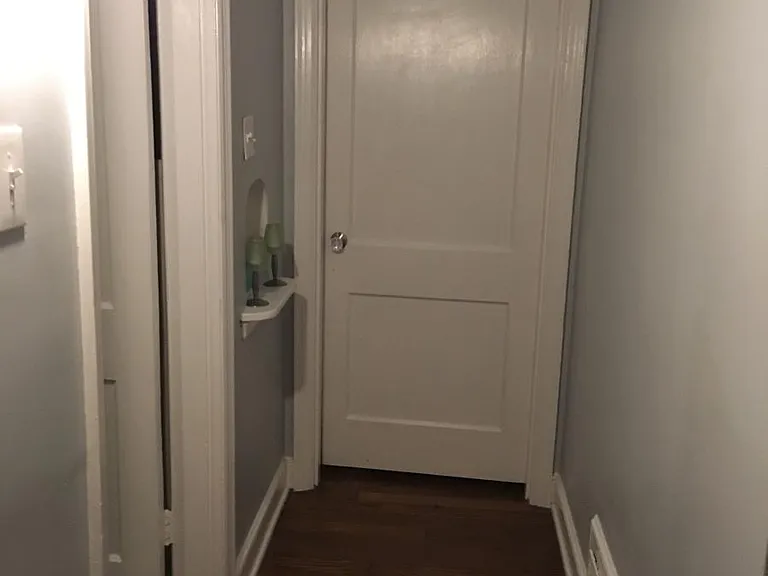 736 S Graham St — Photo 5