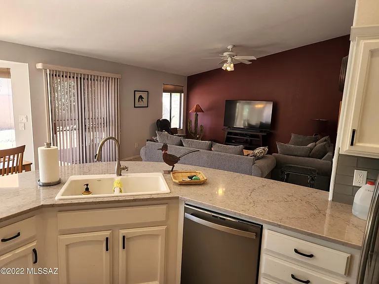 64623 E Catalina View Dr — Photo 13