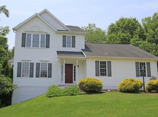 397 Discovery Rd, Martinsburg, WV 25403