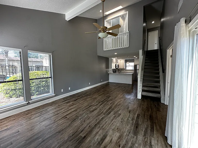 200 Parma Dr — Photo 4