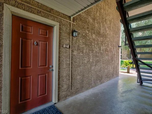 5081 River Glen Dr, Las Vegas, NV