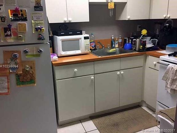 4th image of 11195 SW 1st St APT 320