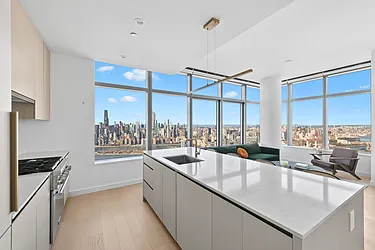 3 Court Square, #PH302