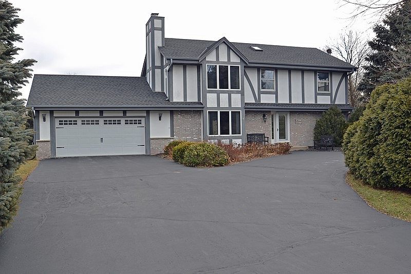 1st image of W270N6872 Woodland Oaks Dr