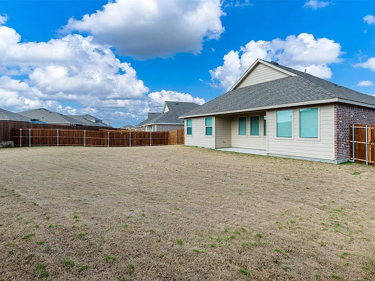 537 Robinson Way — Photo 18