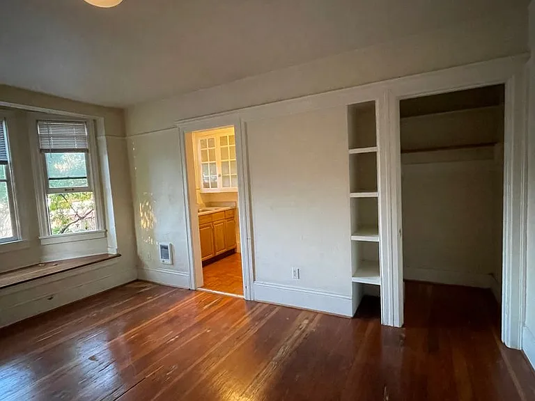 Chester Apartments — Photo 10