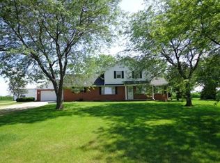 7616 Corduroy Rd, Oregon, OH 43616