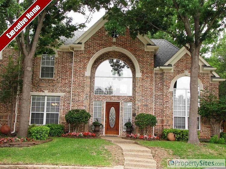 1st image of 3014 Normandy Dr