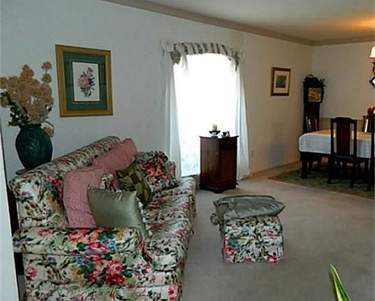 5th image of 11139 Cotillion Dr