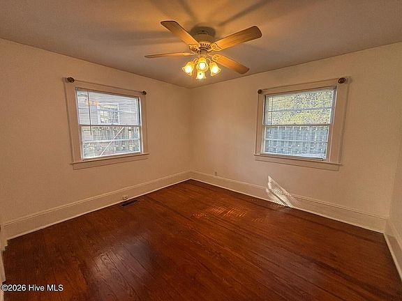 4th image of 323 N 18th St