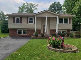 412 Forestview Dr, Bedford, IN 47421
