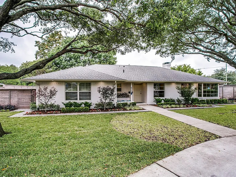6908 Lavendale Ave — Photo 3