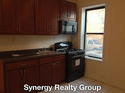 2nd image of 400 52nd St APT 1C