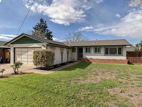 2nd image of 688 Moraga Dr