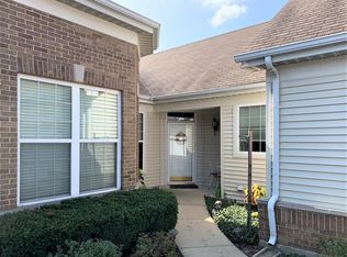 16246 Tomahawk Lake Ct, Crest Hill, IL 60403