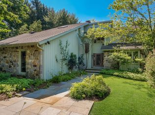 1099 Pebble Hill Rd, Doylestown, PA 18901