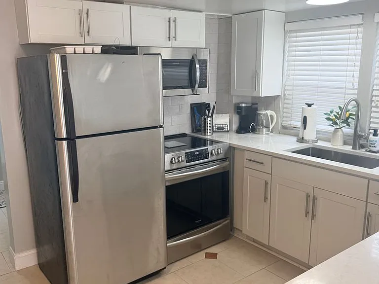 200 Walnut St #1 — Photo 3